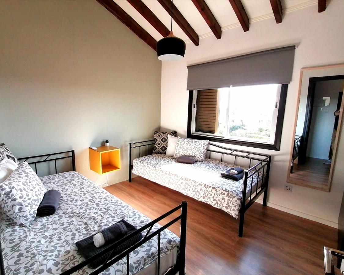 Margarita Gardens - Self Service Apartments パ フォス エクステリア 写真