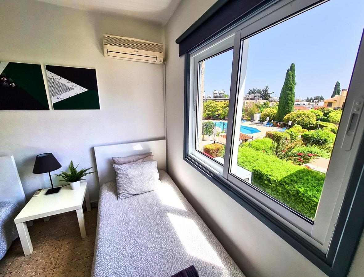 Margarita Gardens - Self Service Apartments パ フォス エクステリア 写真