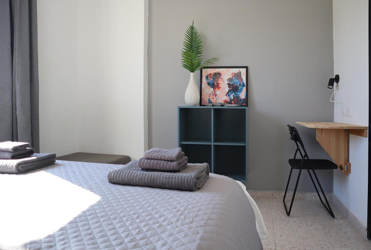 Margarita Gardens - Self Service Apartments パ フォス エクステリア 写真